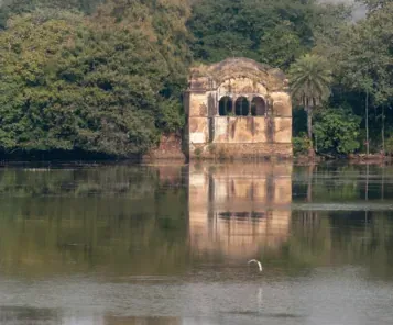 Raj Bagh Ruins
